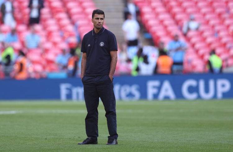 专家：罗德里合同明夏到期能否重回巅峰存疑，曼城需要保持耐心